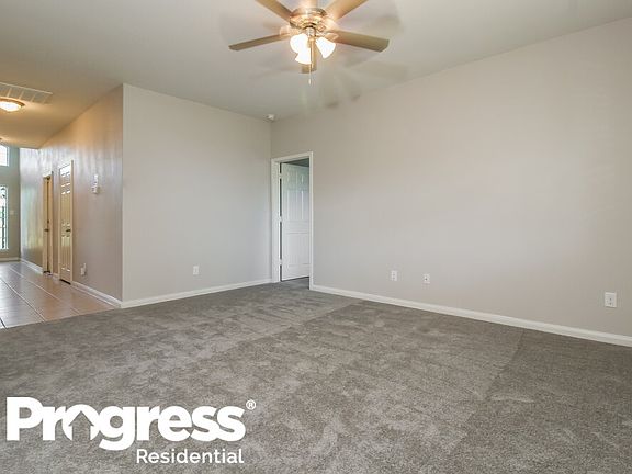 5th image of 2716 Aspen Dr