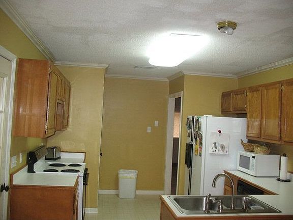 2nd image of 300 Angelle Dr