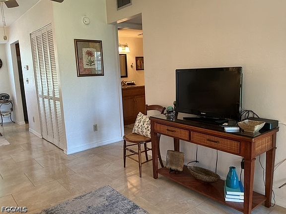 3rd image of 5501 Rattlesnake Hamm Rd #108