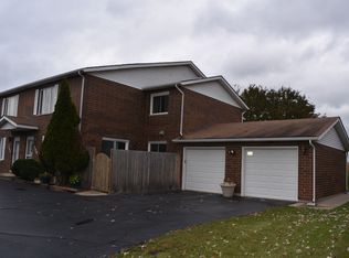 288 Paddock Cir, Glendale Heights, IL 60139