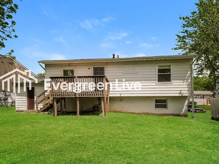 2549 Berthbrook Dr — Photo 15