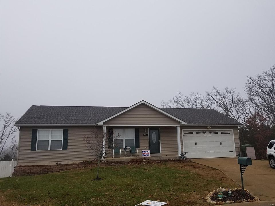 1st image of 101 Red Tailed Hawk Ct