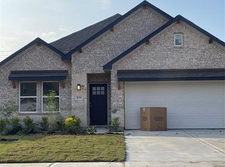 3130 Emerald Hills Dr, Angleton, TX 77515