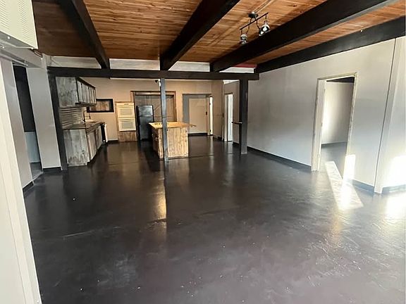 3rd image of 8291 County Road 612 NE #1