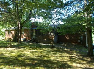 1790 Buck Hollow Rd, Chapmansboro, TN 37035