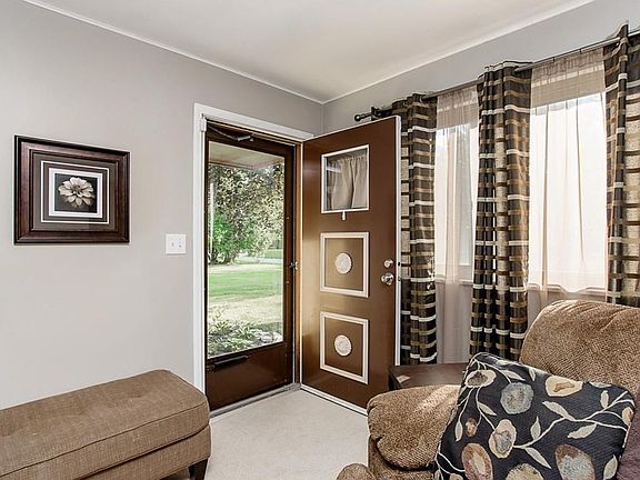 5th image of 5874 Sylvan Dr