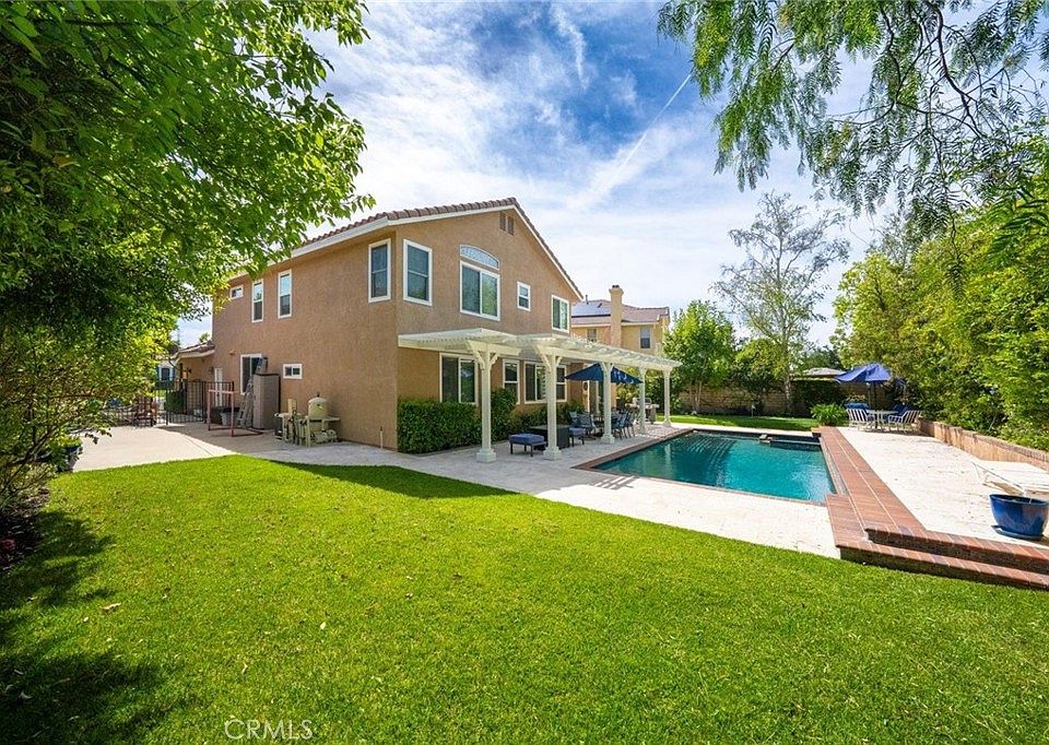 1st image of 28855 Cedar Ridge Ct