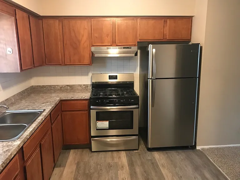 24 Lindsey Rd #A — Photo 2