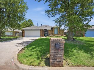 8508 Timberwood Ln, Oklahoma City, OK 73135