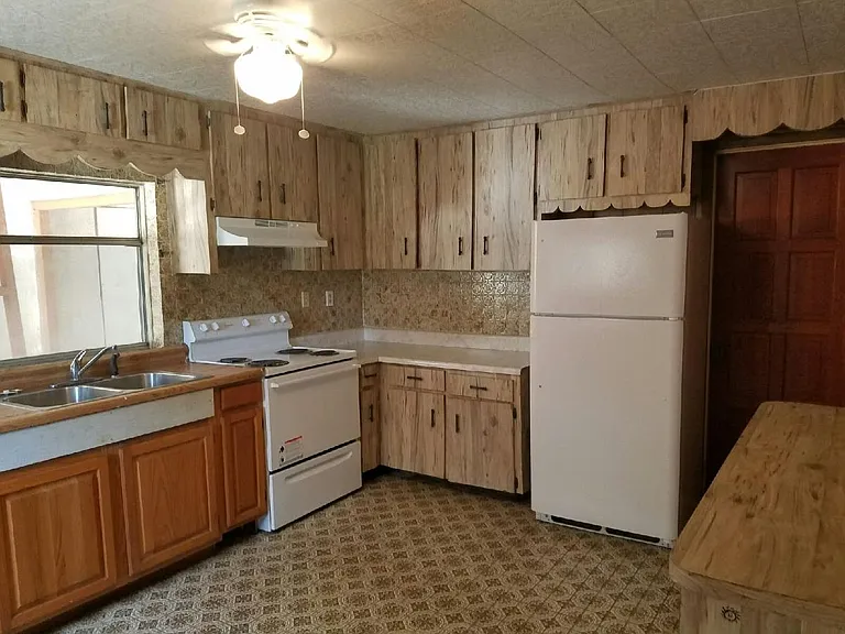307 N New Jersey Ave #B — Photo 3