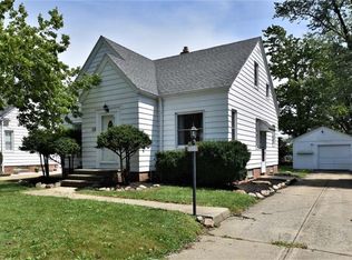 1541 Lander Rd, Mayfield Heights, OH 44124