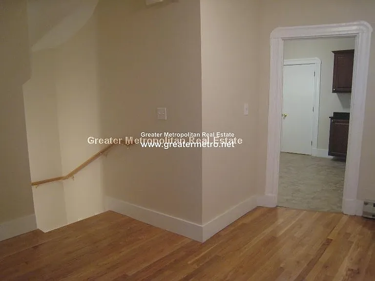 7 Noyes Pl #2 — Photo 8