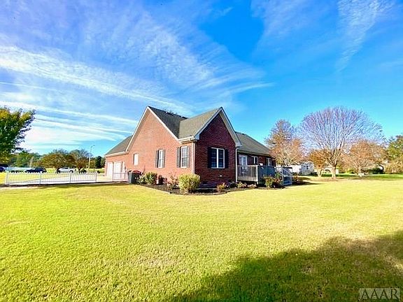 3rd image of 128 Chancey Dr