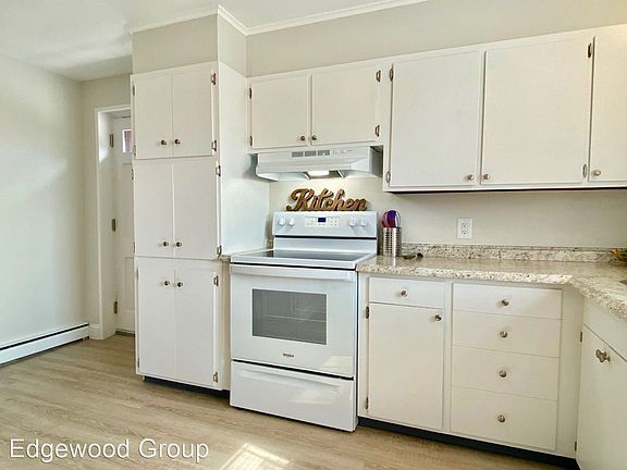 2nd image of 219 Grand Ave APT 9