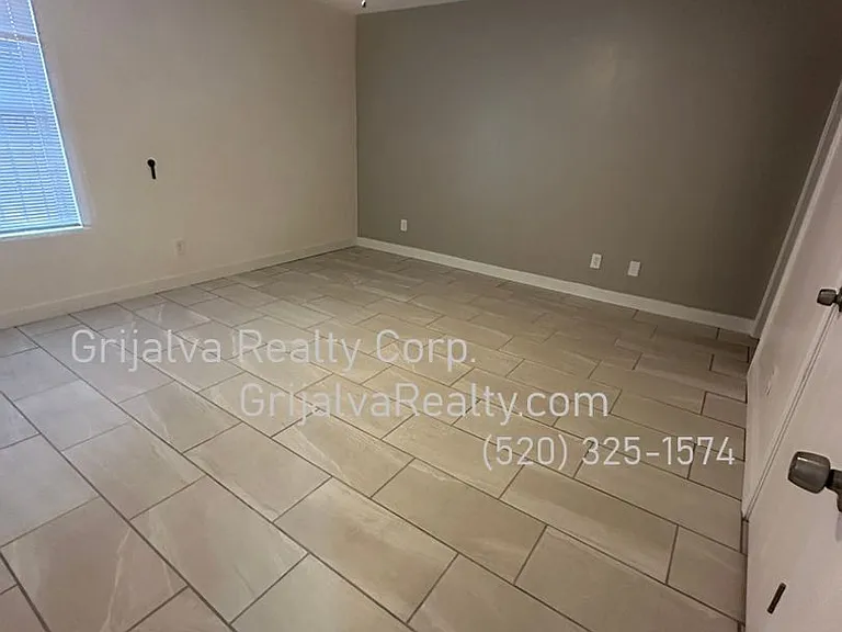 3505 W Alana Ln — Photo 10