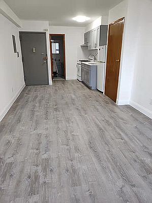 1st image of 30 Allen St #5D