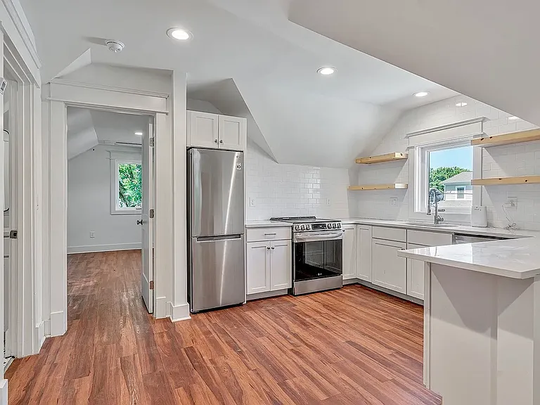 1118 Pennock Ave #B — Photo 1