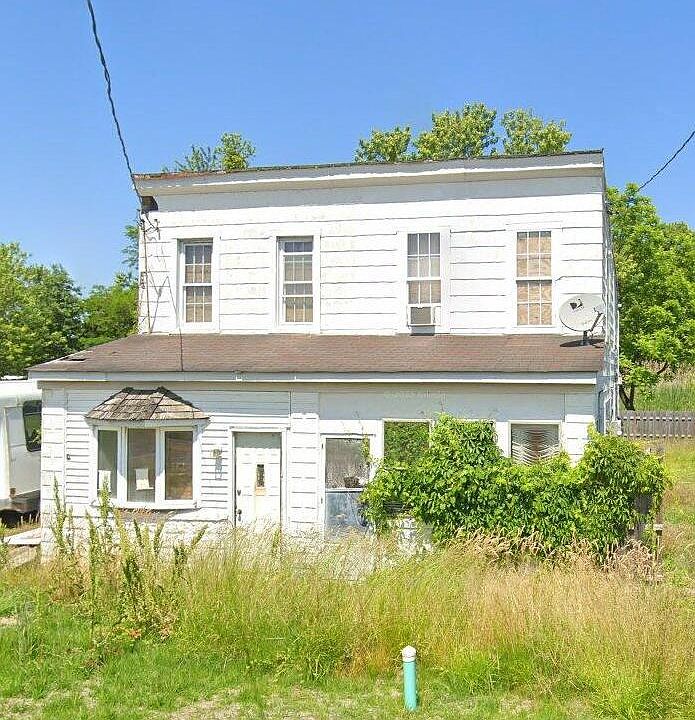 1st image of 8108 N Point Rd
