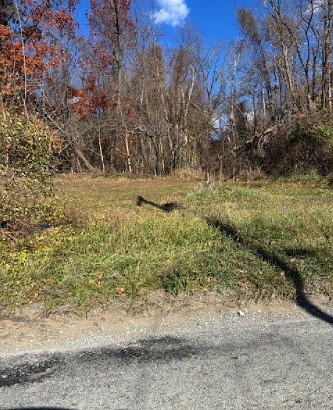 2nd image of 0 Foreman Avenue Derrick Ave