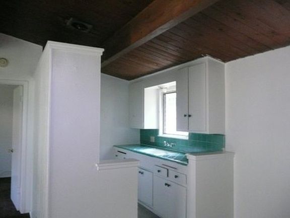 5th image of 225 S Avenue 57