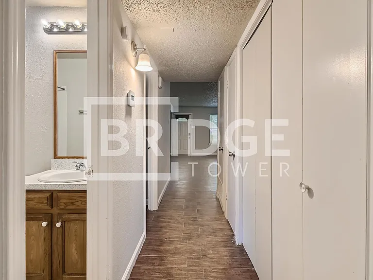 806 Prairie Creek Dr — Photo 6