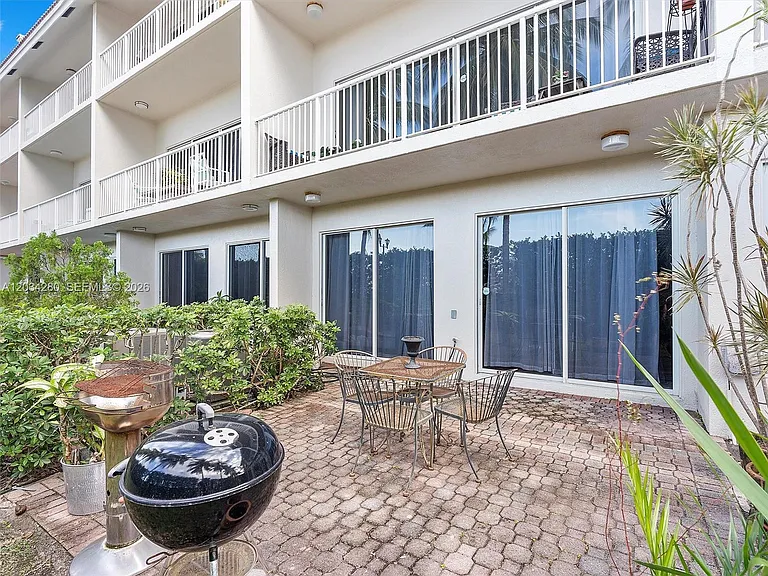 21399 Marina Cove Cir #M-12 — Photo 45