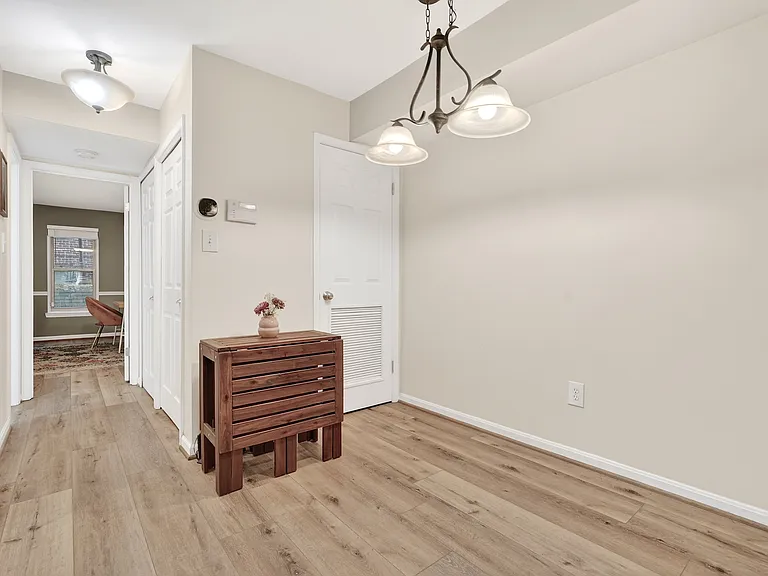 29 14th St NE #29 — Photo 5