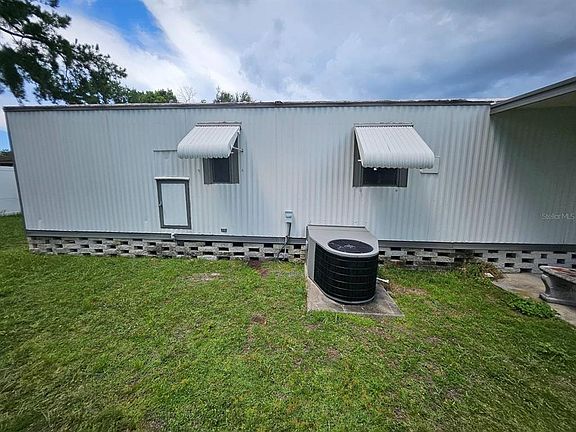 3rd image of 6445 Belle Terre Rd