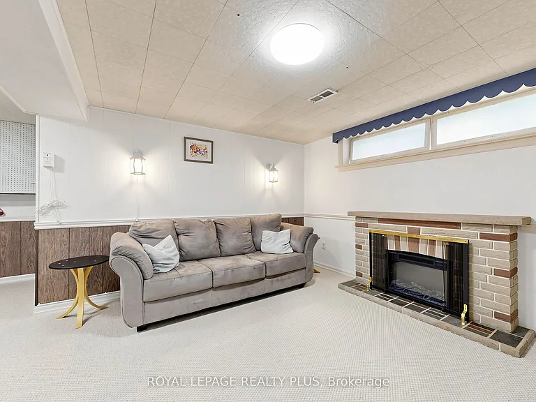 2359 Brookhurst Rd — Photo 25