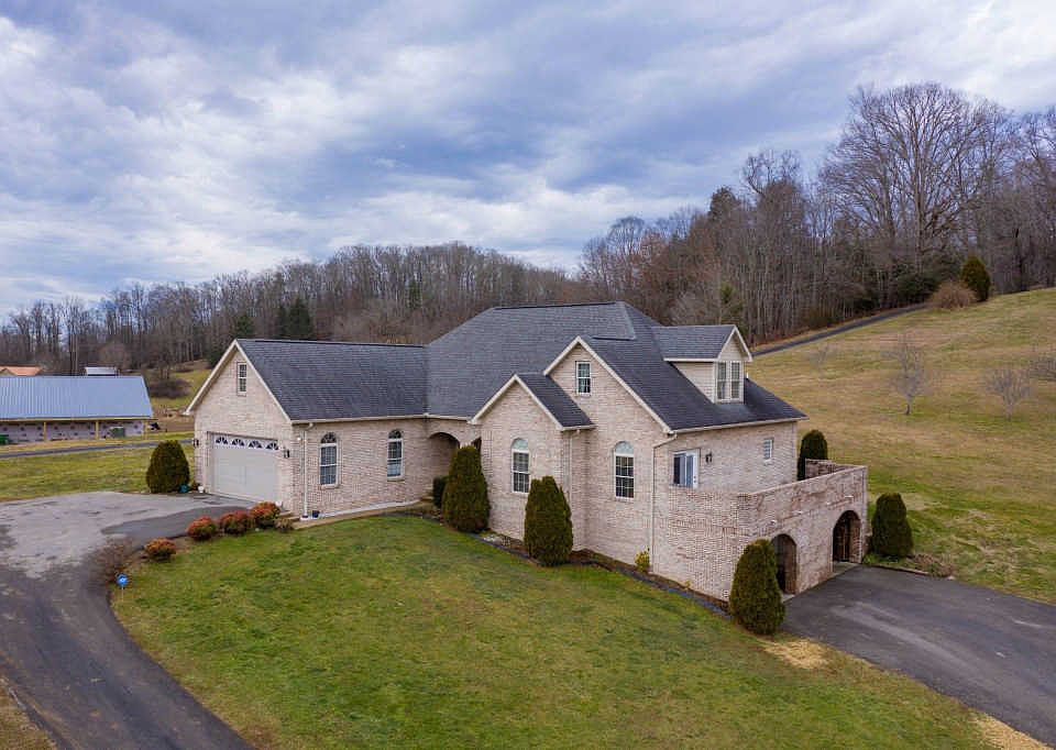 429 Beidleman Rd, Bristol, TN 37620 Zillow