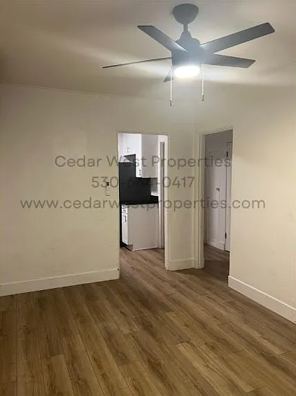 887 Reservoir Street — Photo 4