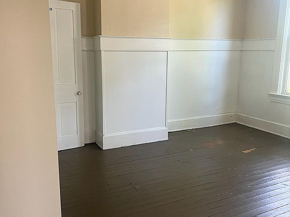 4th image of 315 Warner St #4