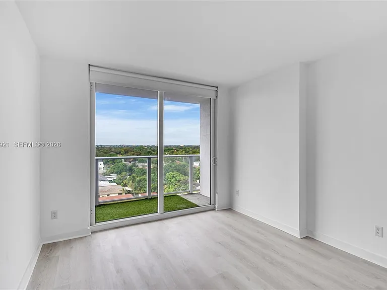 4250 Biscayne Blvd #914 — Photo 8
