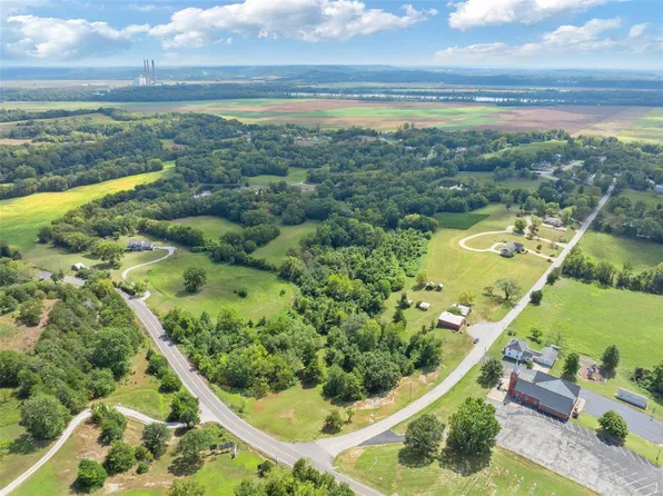 130 Church Rd, Augusta, MO 63332