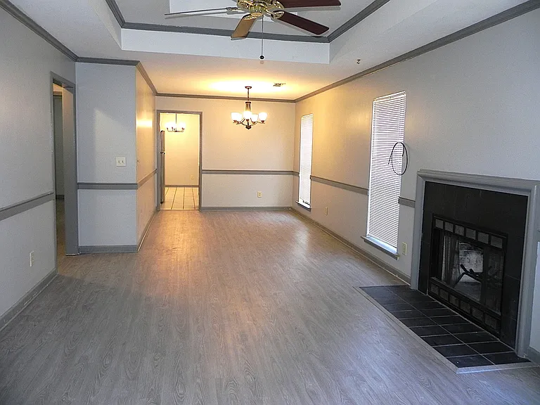 3633 Castle Ridge Rd #3633 — Photo 2