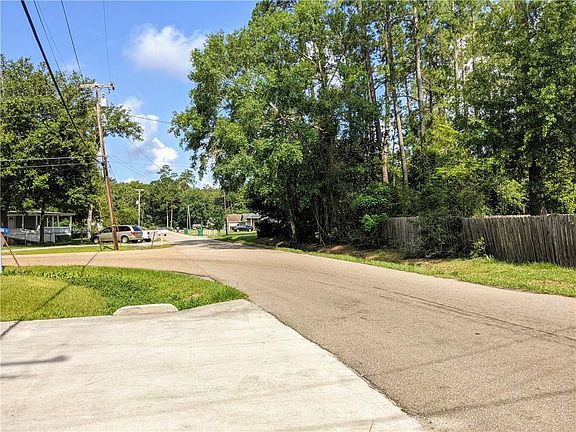 5th image of Manassas Ave