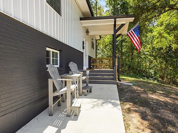 4th image of 430 Forge Rd