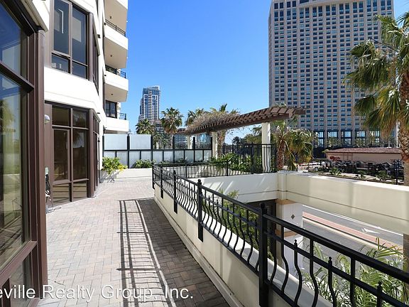 2nd image of 700 W Harbor Dr Unit 305