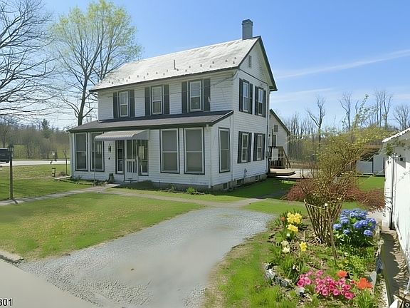 2nd image of 13 Ice Plant Rd