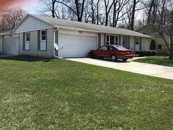 Corner duplex on 9th and Springdale