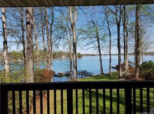 8061 Lucky Creek Ln, Denver, NC 28037