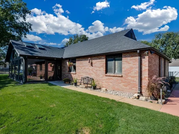 910 N Walnut St, Hutchinson, KS 67501