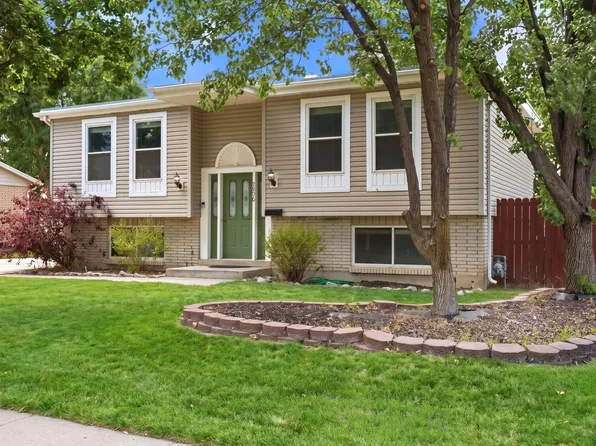 9890 S Tonya Dr, Sandy, UT 84070