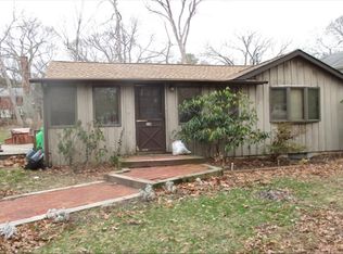 10 Community Rd, Coram, NY 11727