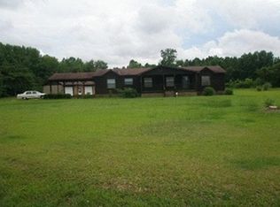 2861 Pleasant Hope Rd, Fairmont, NC 28340