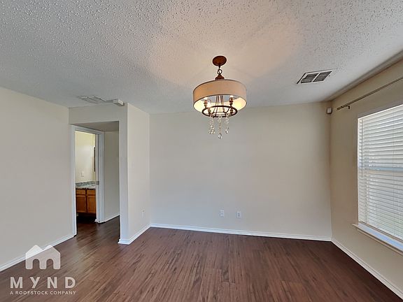 5th image of 316 Willow Oak Dr