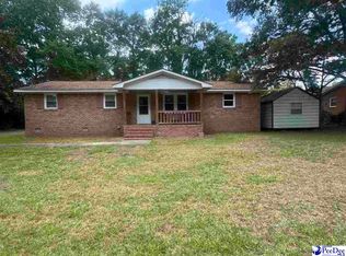 215 S Pine St, Johnsonville, SC 29555