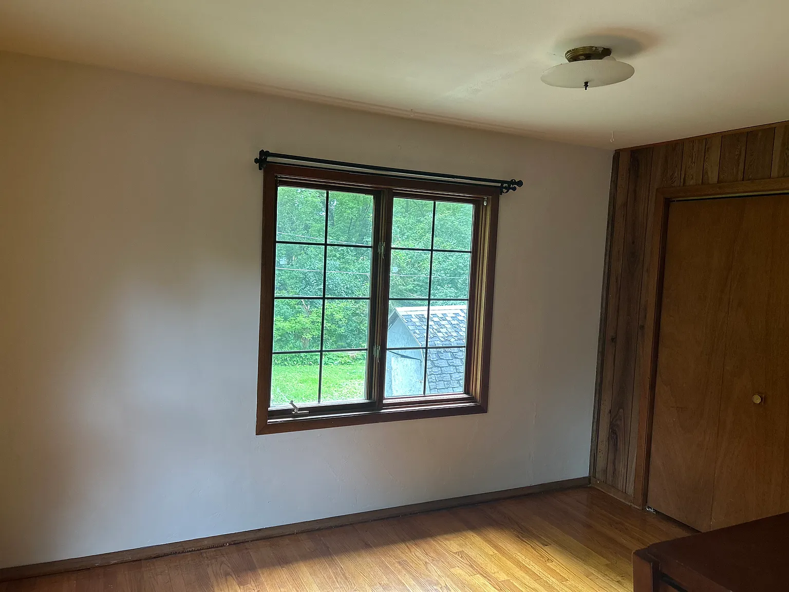 408 N Stevenson St — Photo 3