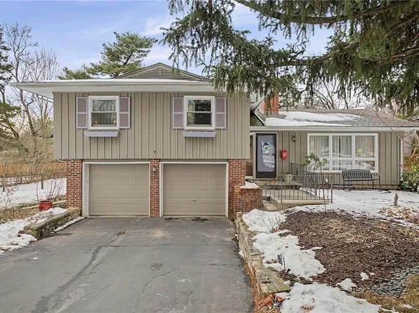 9600 Belinder Rd, Leawood, KS 66206