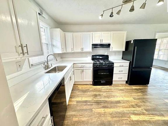 5th image of 5409 Mill Valley Dr #1